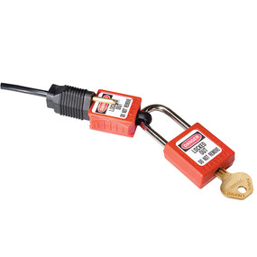 Compact Plug Lockout, 110-120 Volt Plugs Master